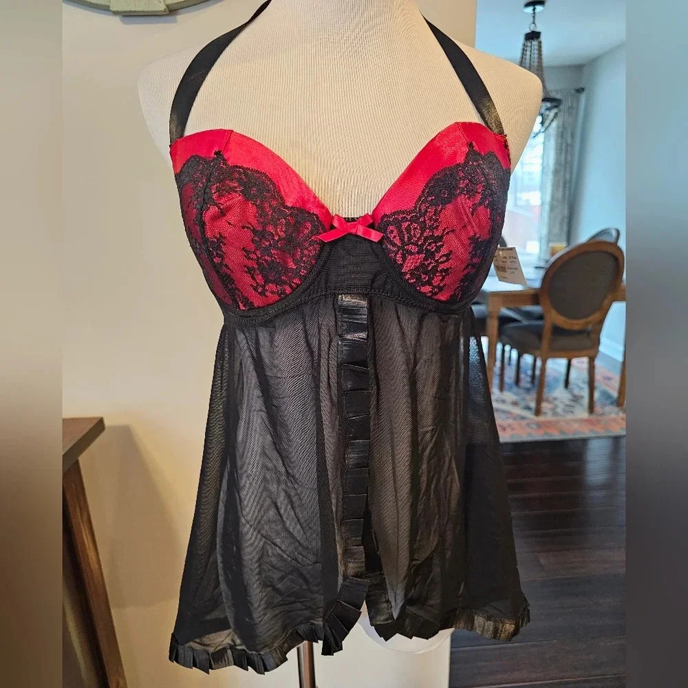 Fredericks of Hollywood Size Large Black Red Sexy Lingerie Top Open Front NewTag